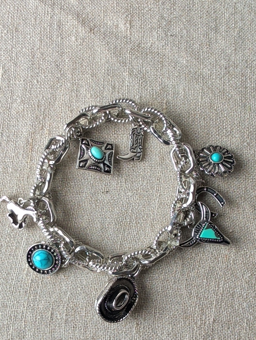 Atterie Western Charm Stretch Bracelet 7" Turquoise Color Cowboy Hat Horse